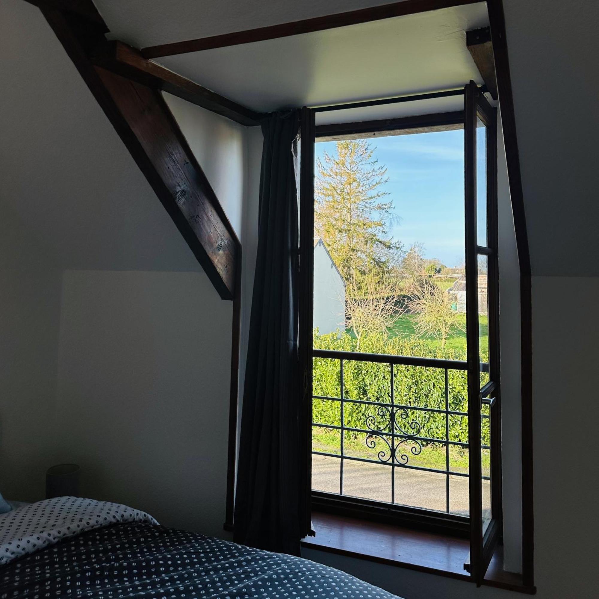 Gites Les Coquelicots Longueville  Exterior photo